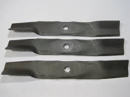 John Deere X140 blade set ( 3 x blades)